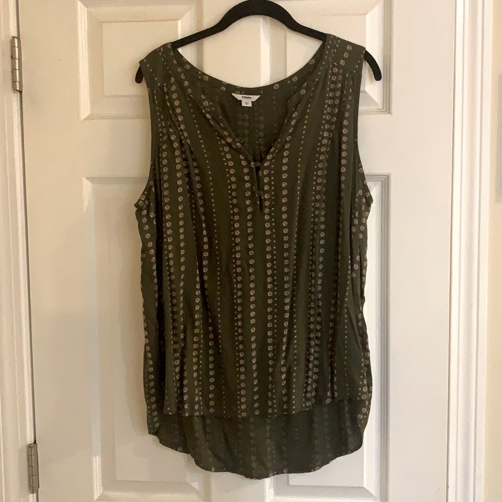 Green tank top
